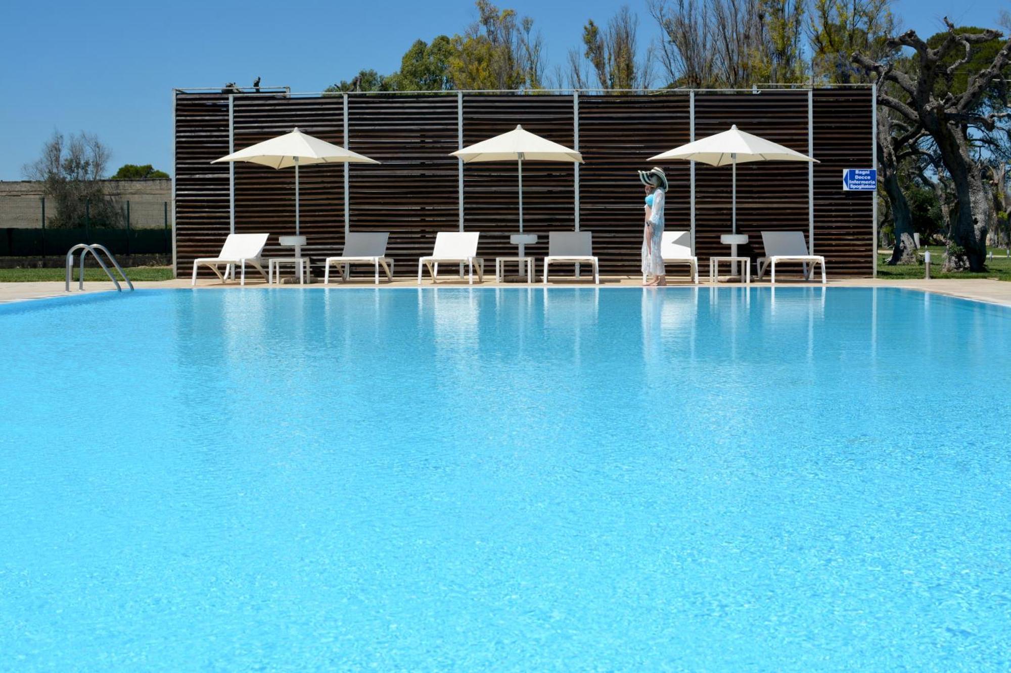 Masseria Corda Di Lana Hotel & Resort Торре-Лапілло Екстер'єр фото